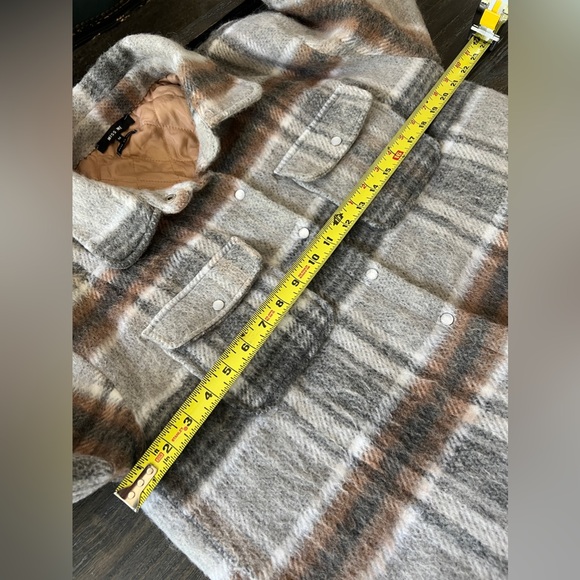 MISS ME wool blend sz M snap pearl closure , lined. - Picture 7 of 10